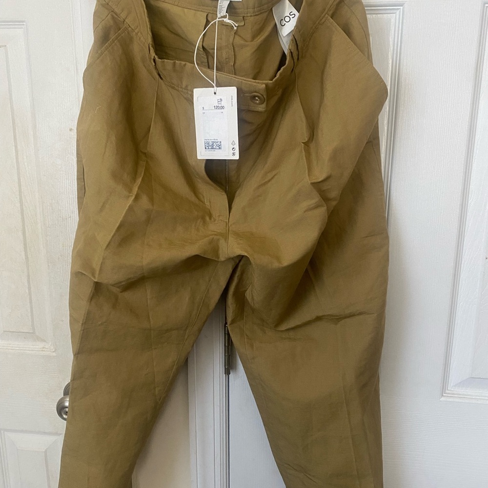 COS women’s Chinos in Olive Khaki